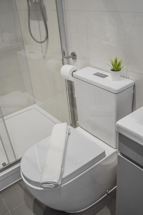 Morland Apartments - Hornchurch Londra Dış mekan fotoğraf